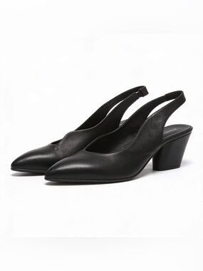 Ron White Caitlyn Pointed Toe Pump